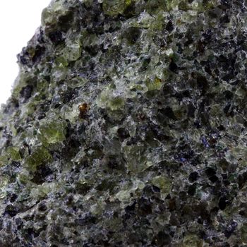 Péridotite. 973.2 ct.