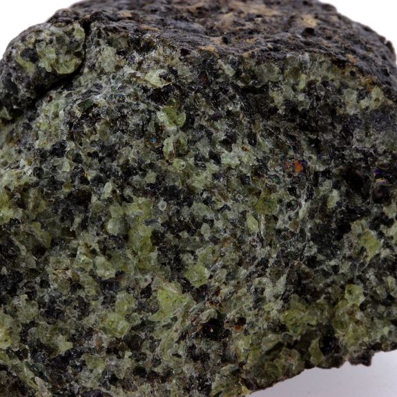 Péridotite. 604.6 ct.
