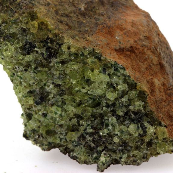 Péridotite. 591.8 ct.