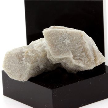 Calcite. 58.1 ct.