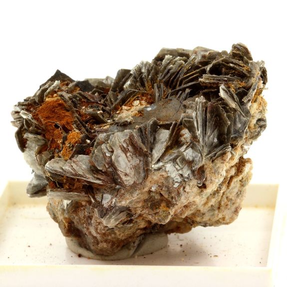 Mica. 253.1 ct.