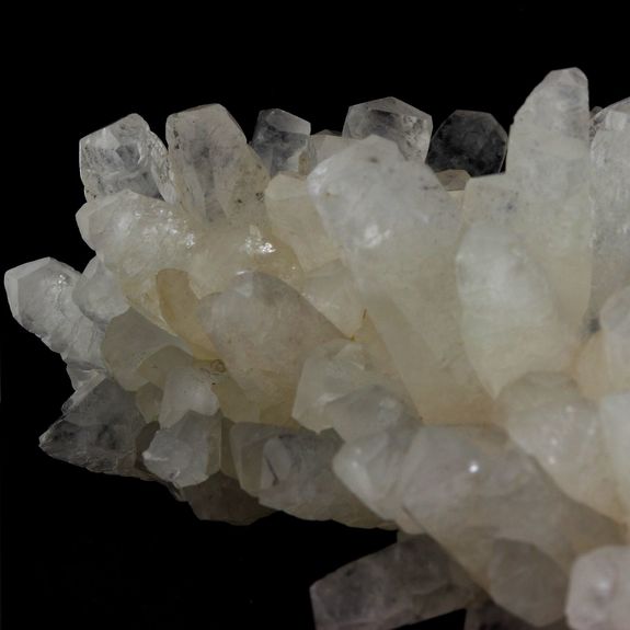 Calcite. 446.6 ct.