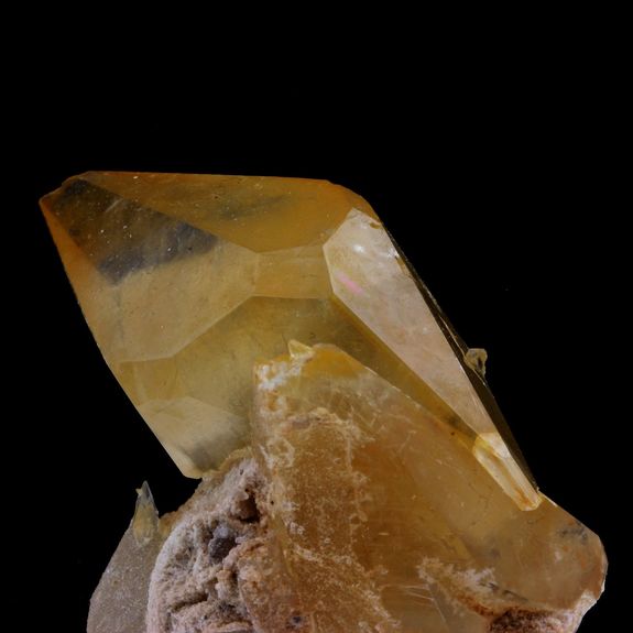 Calcite. 201.0 ct.
