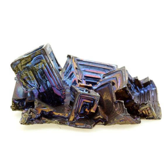 Bismuth (artificiel). 202.7 ct.