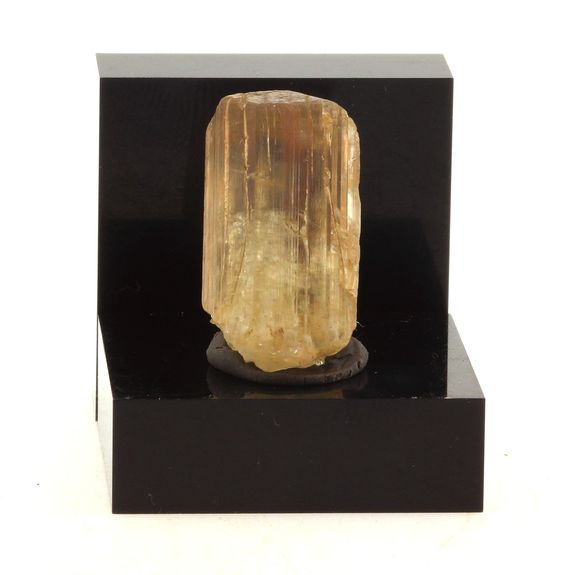 Scapolite. 33.1 ct.