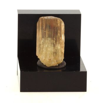 Scapolite. 33.1 ct.