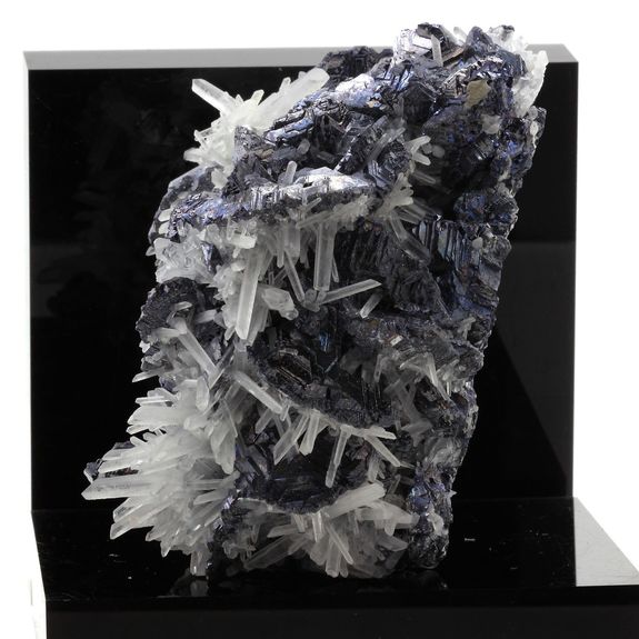 Quartz + Galène. 6000.0 ct. (1,2 kg)