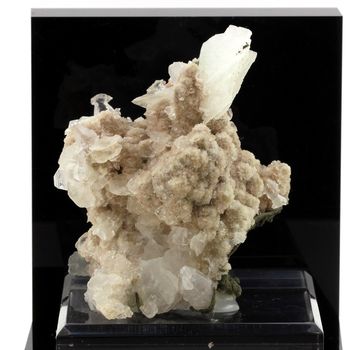 Calcite. 2270.1 ct.