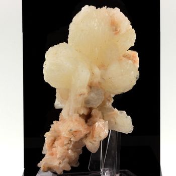 Stilbite + Heulandite.