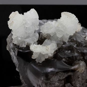 Cerusite + Hemimorphite. 2755.1 ct.