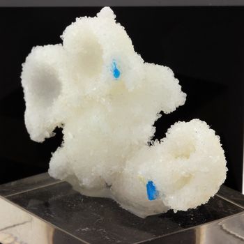 Stilbite + Cavansite. 166.4 ct.