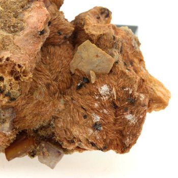 Wulfenite + Baryte. 103.7 ct.