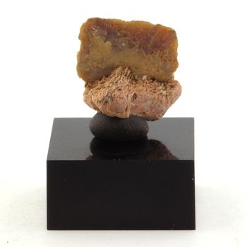 Wulfenite.