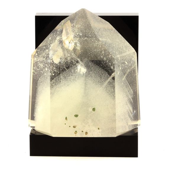 Phantom Quartz. 826.1 ct.