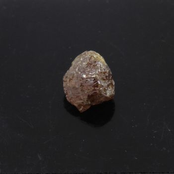Diamant brut. 0.370 ct.