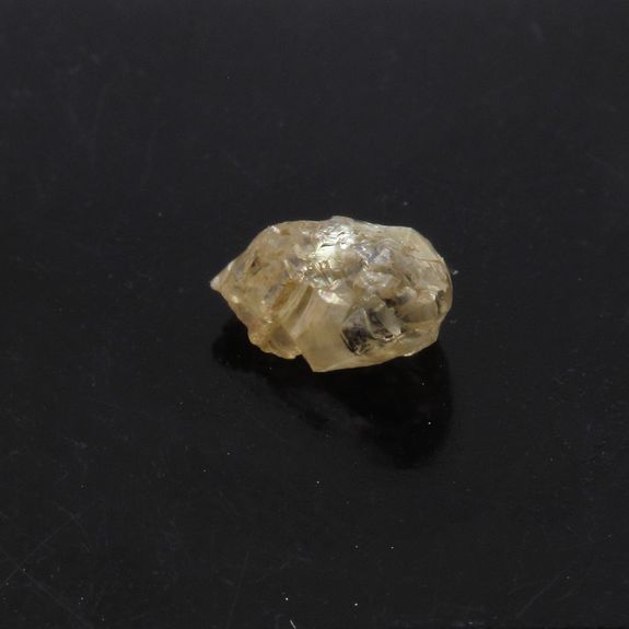 Diamant brut. 0.340 ct.