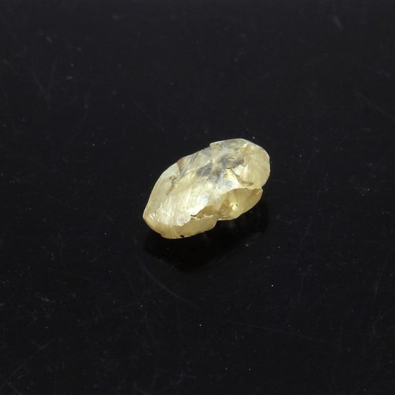 Diamant brut. 0.185 ct.