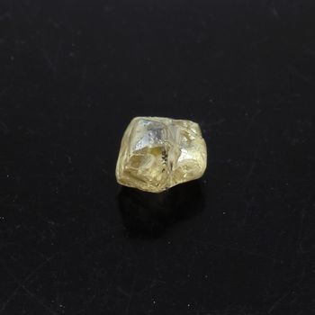 Diamant brut. 0.335 ct.