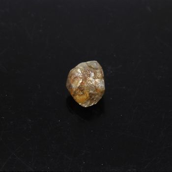 Diamant brut. 0.230 ct.