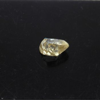Diamant brut. 0.245 ct.