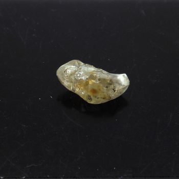 Diamant brut. 0.325 ct.