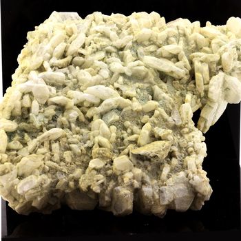 Albite. 1375.0 ct.
