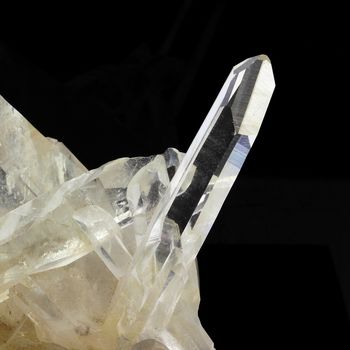 Quartz. 791.9 ct.