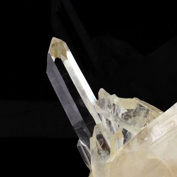 Quartz. 791.9 ct.