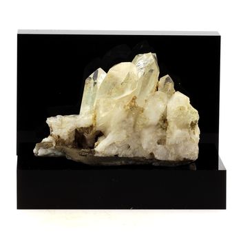 Quartz + Cookéite. 705.3 ct.