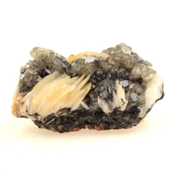 Cerusite et Baryte. 237.7 ct.