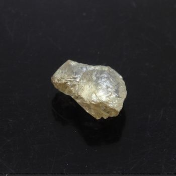 Diamant brut. 0.625 ct.