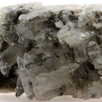 Quartz, Chlorite. 1945.0 ct.