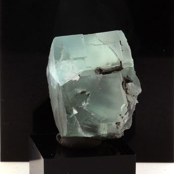 Fluorite verte. 80.5 ct.
