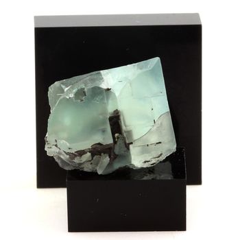 Fluorite verte. 80.5 ct.