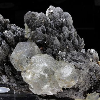 Lollingite + Fluorite. 4000.0 ct.