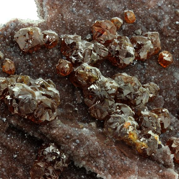 Sphalerite + Quartz . 2740.0 ct.