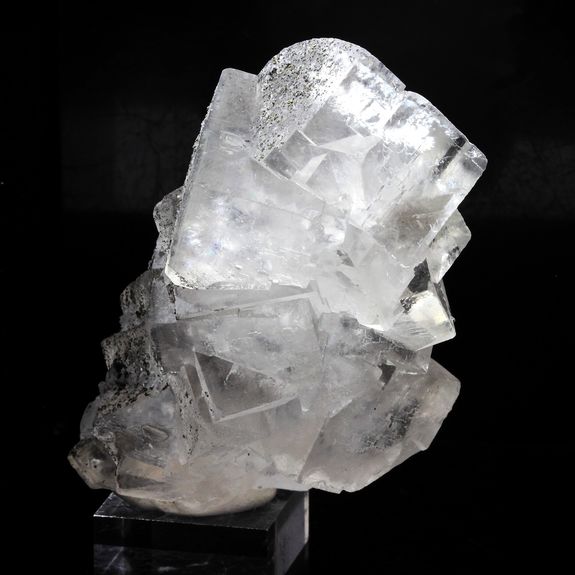 Fluorite Stalactite + Sphalerite. 446.6 ct.