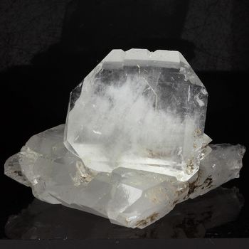 Quartz. 77.0 ct.