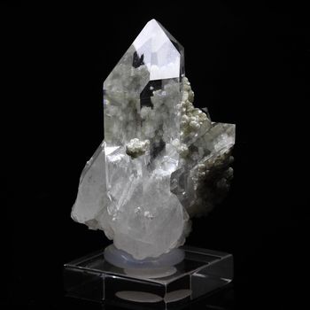 Quartz + Cookéite.