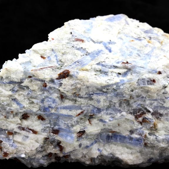 Cyanite Disthène + Staurolite. 1200.0 ct.