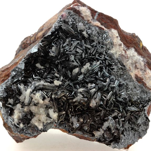 Hematite + Quartz. 2770.0 ct.