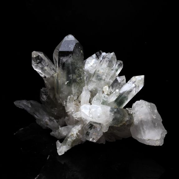Quartz fantôme. 192.2 ct.