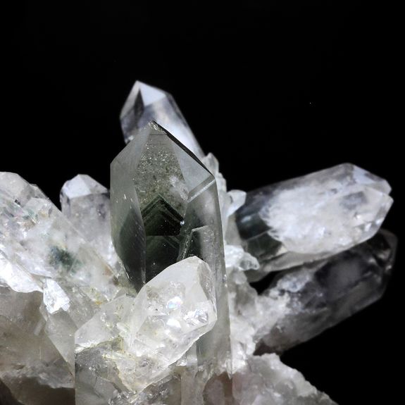 Quartz fantôme. 192.2 ct.