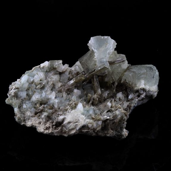 Prehnite + Epidote. 59.8 ct.