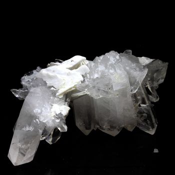 Quartz + Baryte. 224.2 ct.