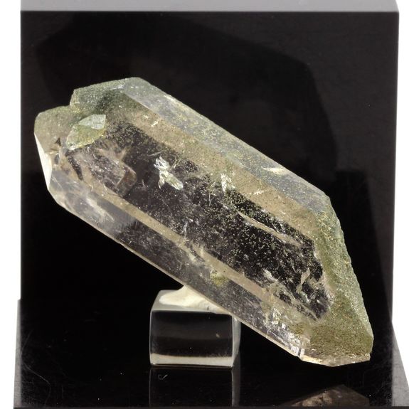 Quartz Biterminé. 130.6 ct.