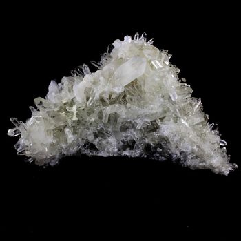 Quartz. 2.203 kg - 22 cm.