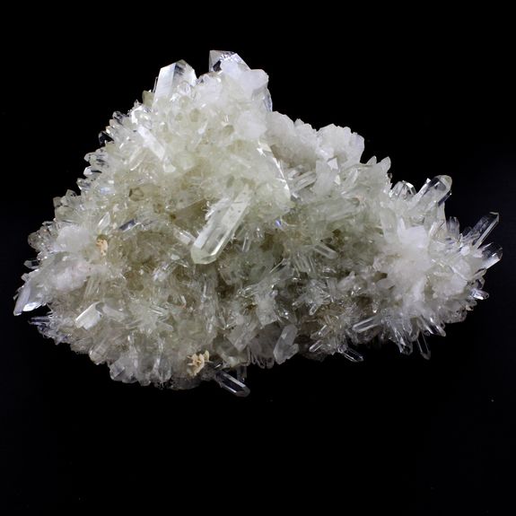 Quartz. 2.203 kg - 22 cm.