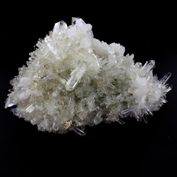Quartz. 2.203 kg - 22 cm.