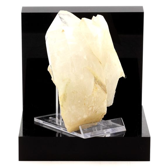 Quartz. 1415.0 ct.